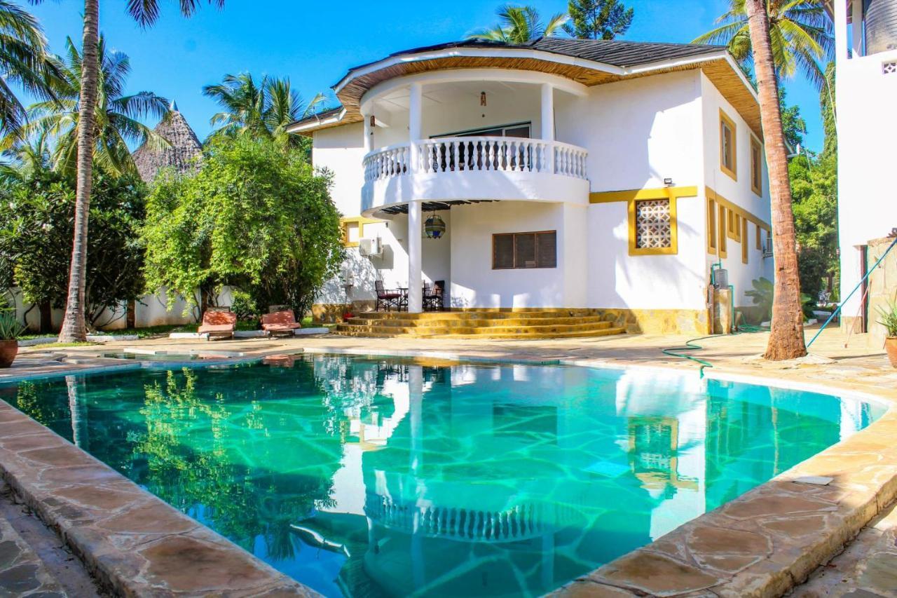 Tichi Villas - Діані-Біч Екстер'єр фото